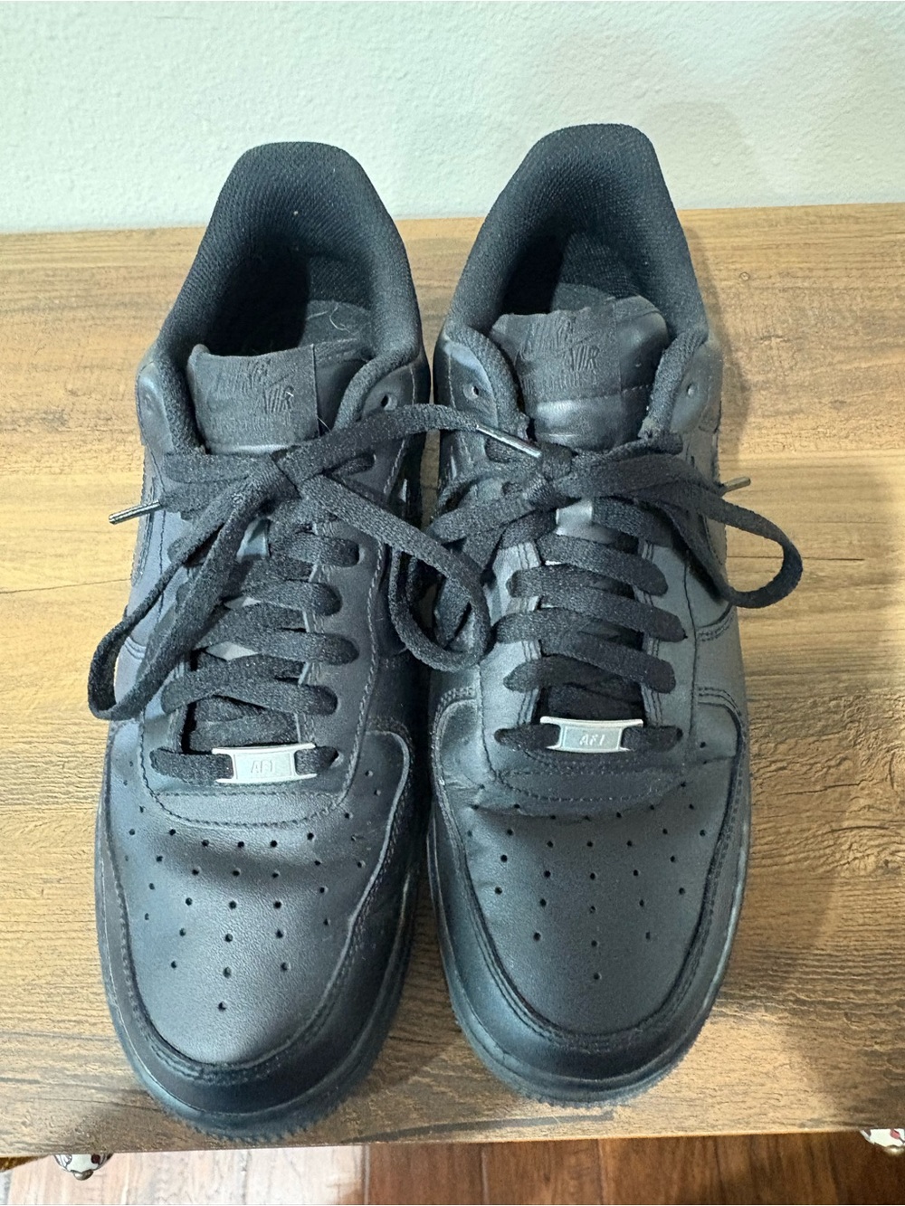 Nike All-Black Low-Top Men’s Sneakers